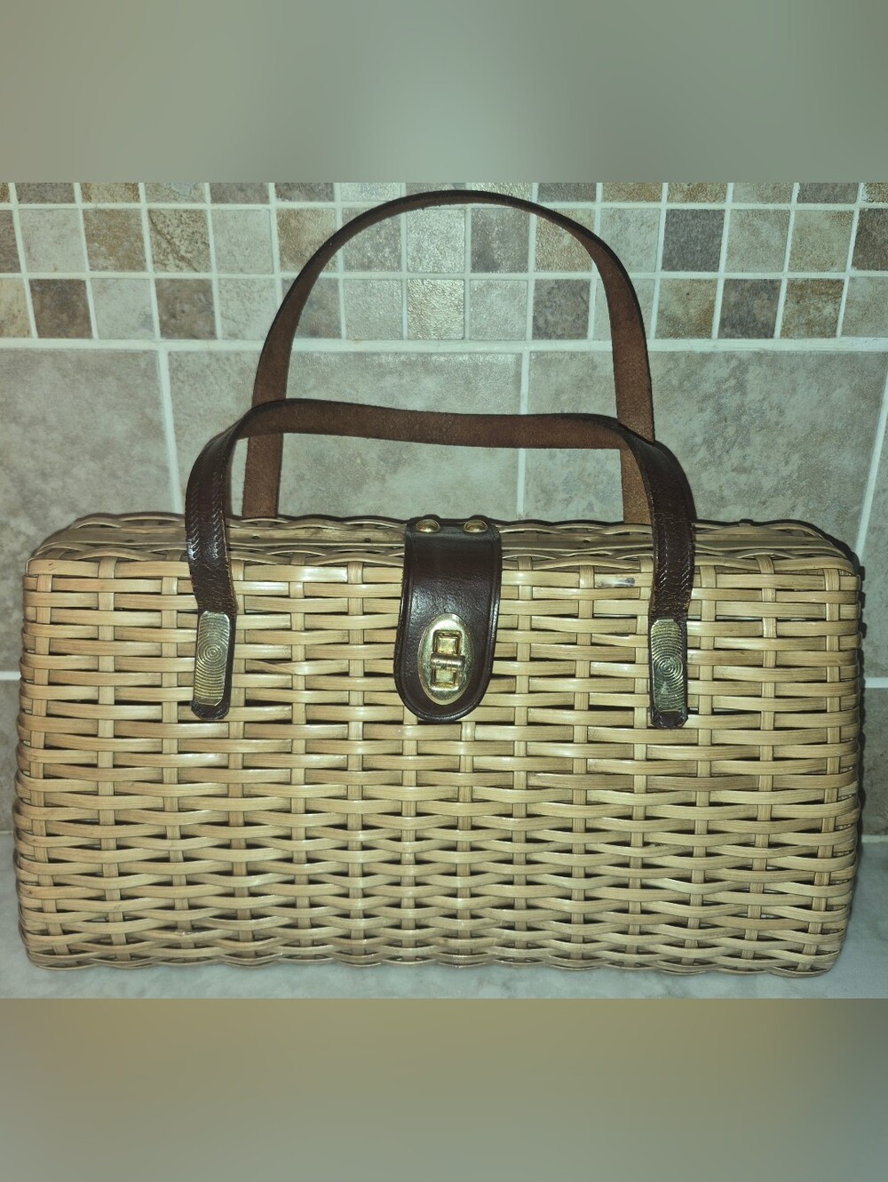 Vintage Handmade Basket Wicker & Leather Purse ,1950s-1960s, Made In Hong Kong - Picture 2 of 8